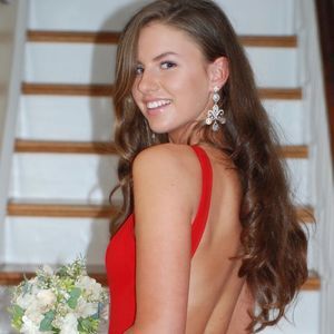 Meet your Posher, Caroline